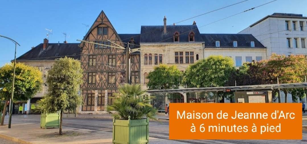 Orleans Hypercentre Articles Fitness Et Bebe Apartment Exterior foto